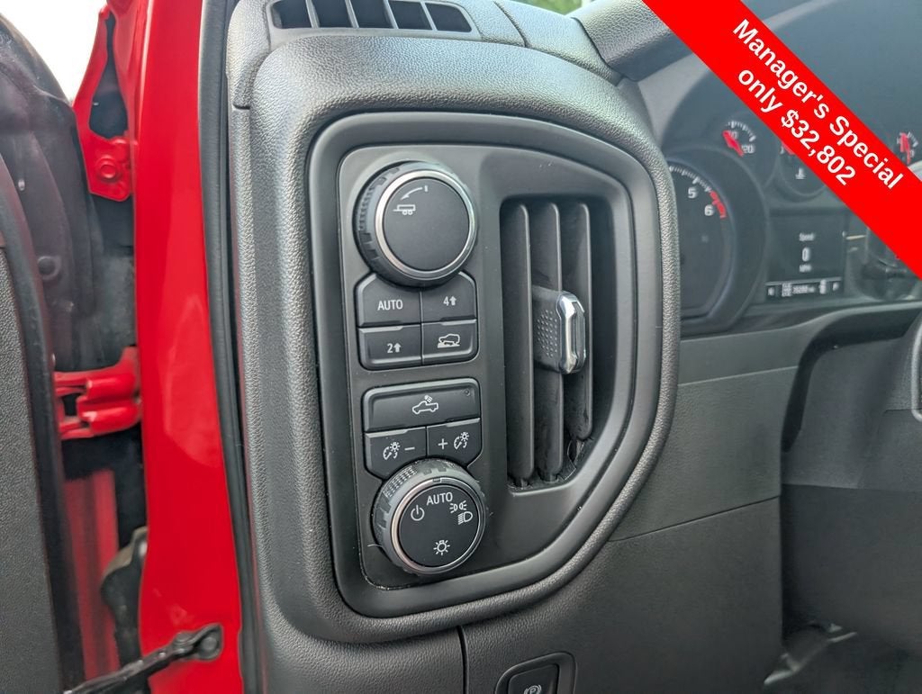 2023 Chevrolet Silverado 1500 Custom