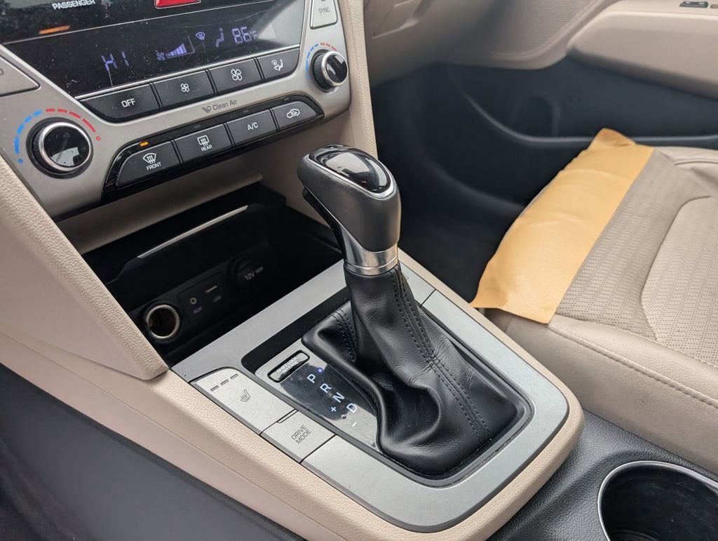 2017 Hyundai Elantra Limited