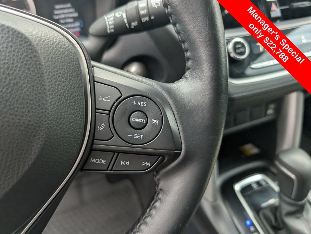 2022 Toyota Corolla Cross LE