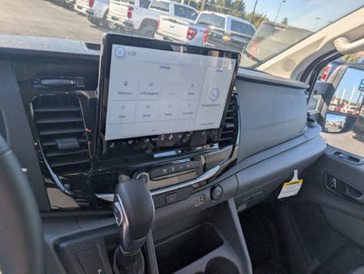 2026 Ford Transit Passenger Wagon XL