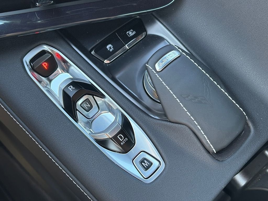2025 Chevrolet Corvette Stingray 2LT