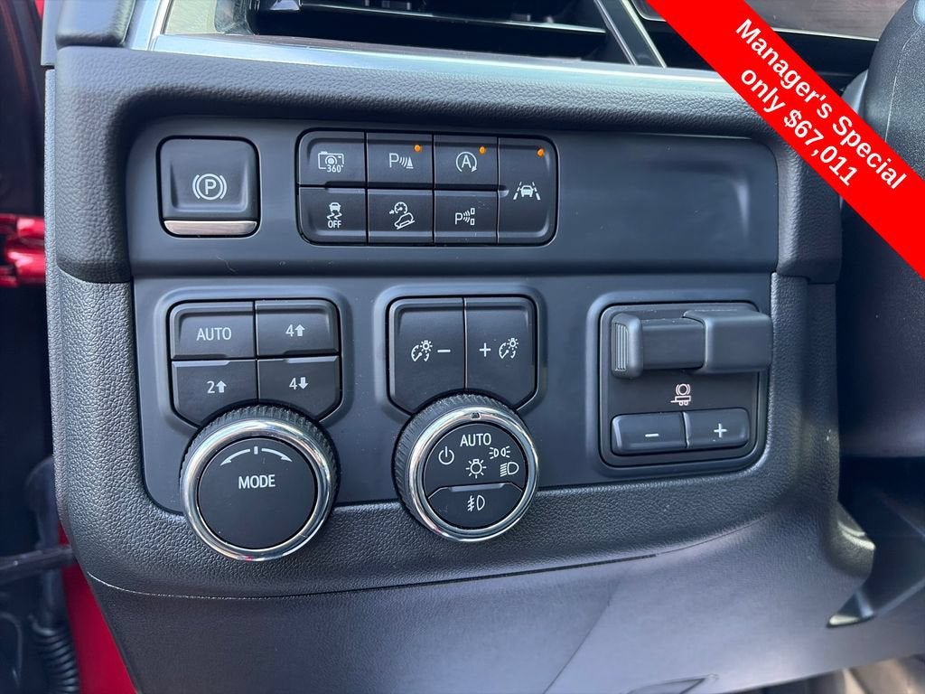 2025 Chevrolet Suburban LT