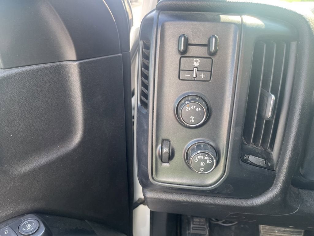 2021 Chevrolet Silverado 6500 HD Work Truck