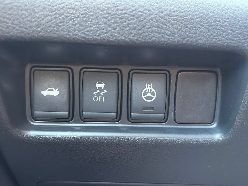 2017 Nissan Maxima SR