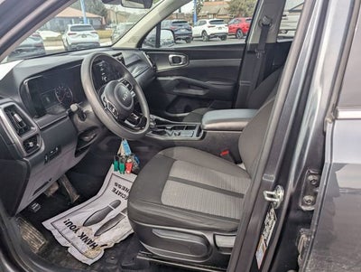 2023 Kia Sorento LX
