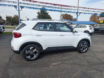 2025 Hyundai Venue SEL