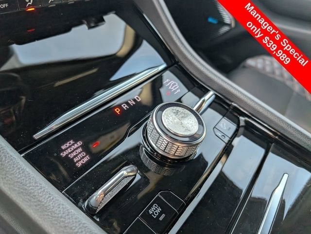 2022 Jeep Grand Cherokee Summit